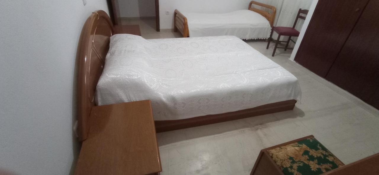 Ευρύχωρο Και Άνετο Διαμέρισμα Στην Ιτέα Joanna'S Apartment Kirra Buitenkant foto