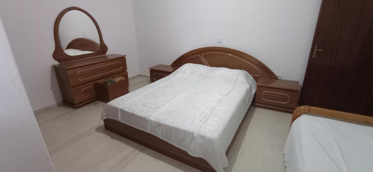 Ευρύχωρο Και Άνετο Διαμέρισμα Στην Ιτέα Joanna'S Apartment Kirra Buitenkant foto