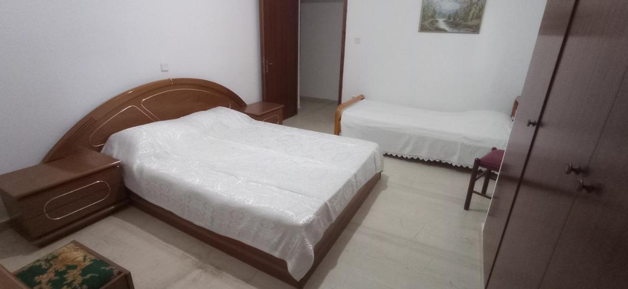 Ευρύχωρο Και Άνετο Διαμέρισμα Στην Ιτέα Joanna'S Apartment Kirra Buitenkant foto